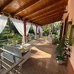Willa Seafront With A Stunning Garden